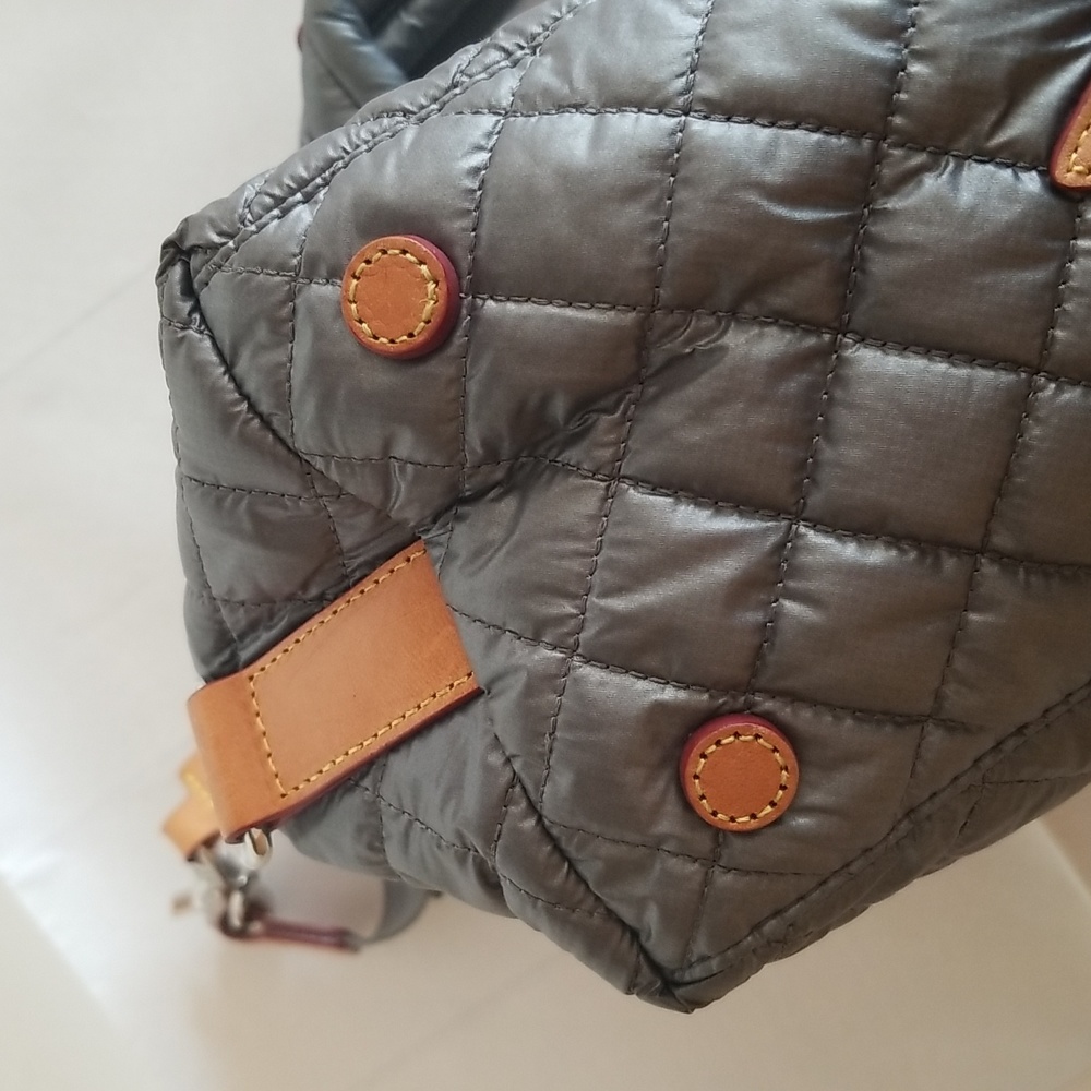 nwot MZ Wallace Steel (Dark Silver) Small Sutton Quilted Nylon Crossbody… - Picture 4 of 11